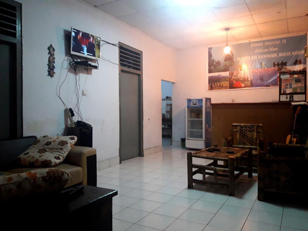 Rumah Singgah マナド エクステリア 写真