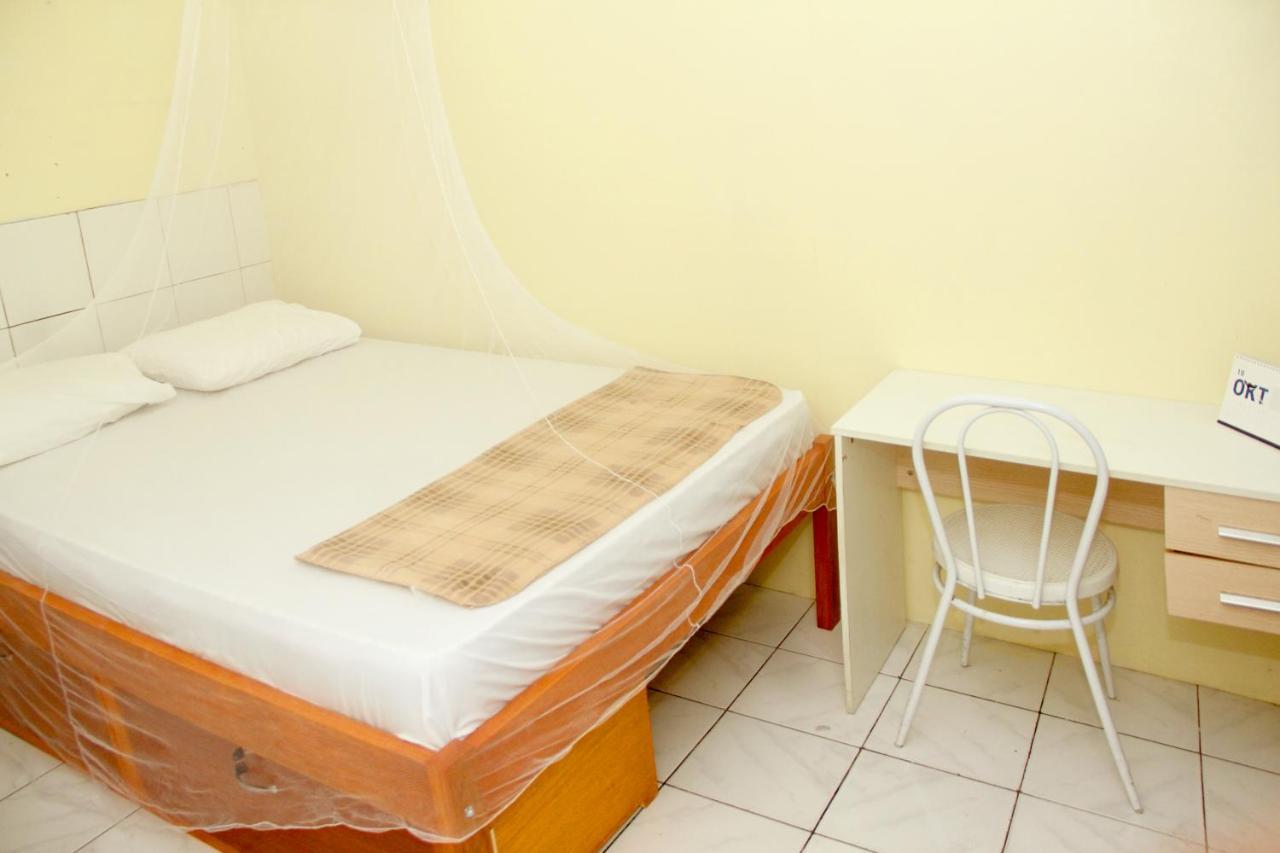 Rumah Singgah マナド エクステリア 写真