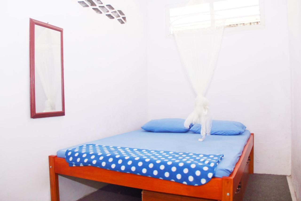 Rumah Singgah マナド エクステリア 写真
