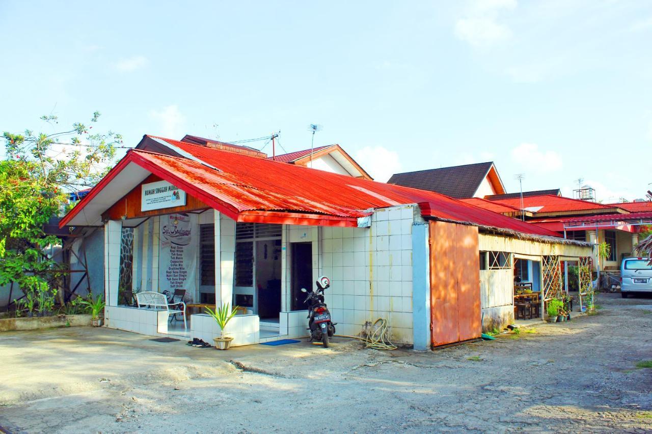 Rumah Singgah マナド エクステリア 写真