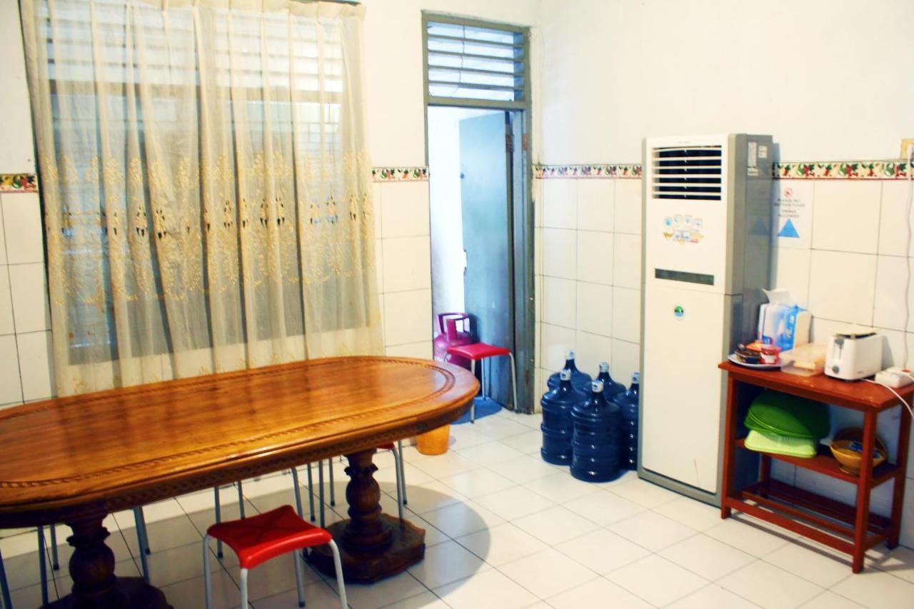 Rumah Singgah マナド エクステリア 写真